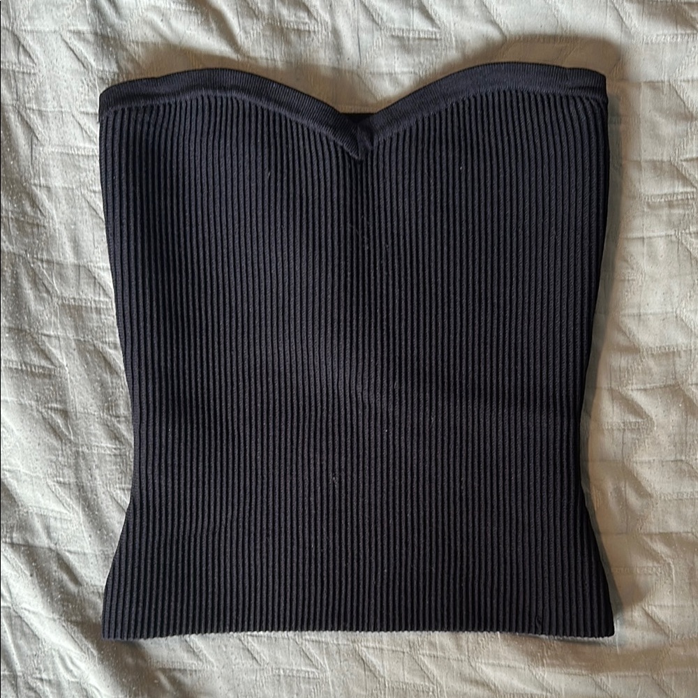 Babaton Black Ribbed Crop Top